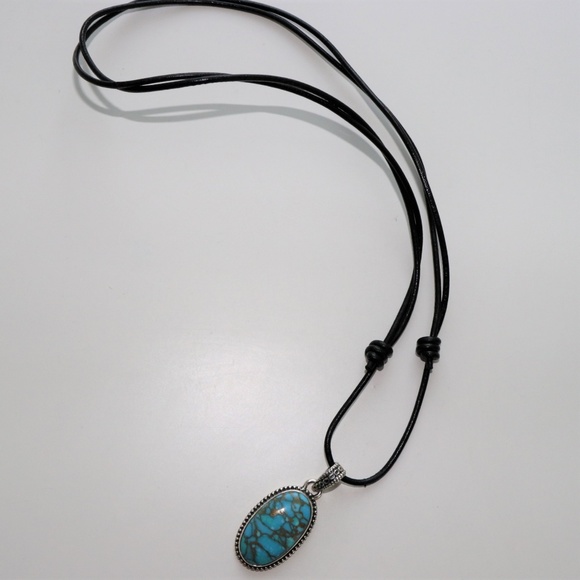 Turquoise Gemstone 925 Sterling Silver Necklace - Picture 4 of 6